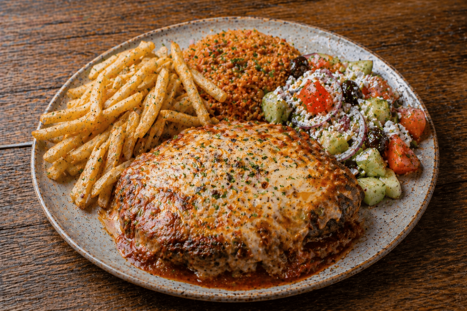 Bifteki überbacken mit Metaxa-Sauce — Kreta Grill Aerzen